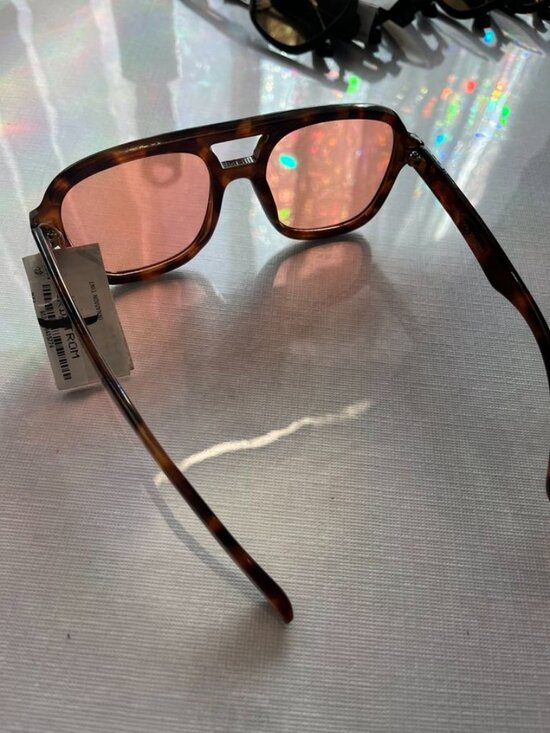 AIRE Whirlpool Sunglasses Tortoise Frame Pink Lens main image 12